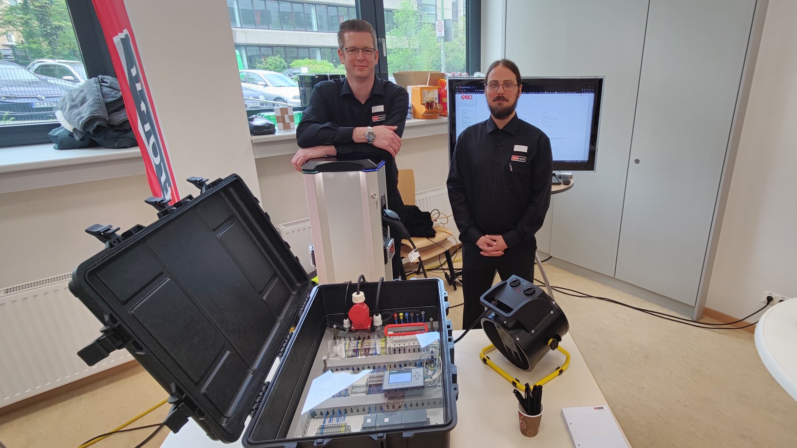 Bild Projekt Entwicklung einer automatisierten ohmschen Last für eine Testumgebung zum Laden von E-Fahrzeugen