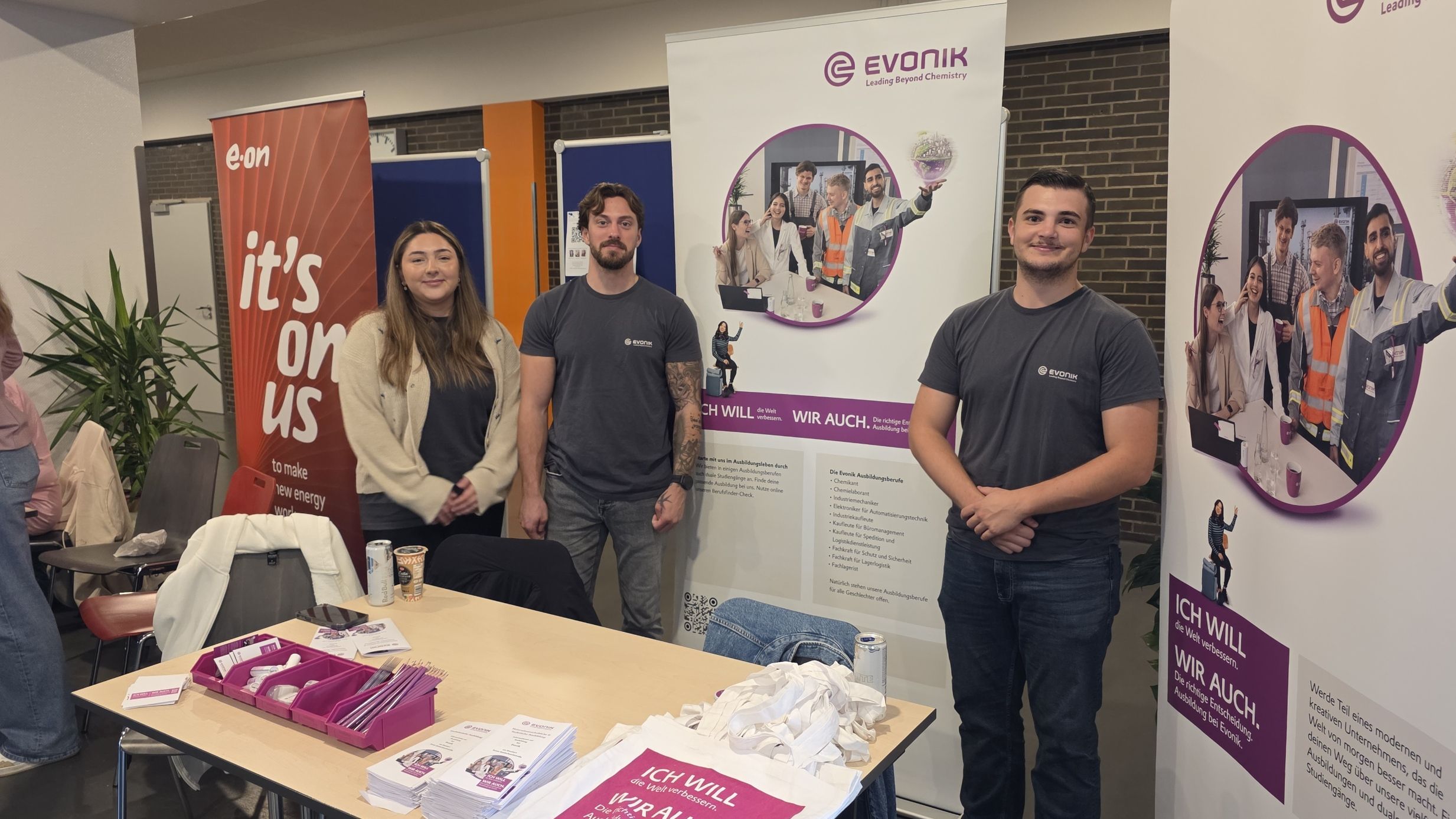Bild Messestand Evonik